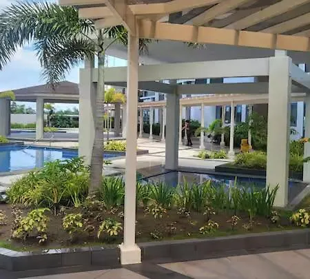 Seaview Apartment With Pool At Lapu-Lapu City
